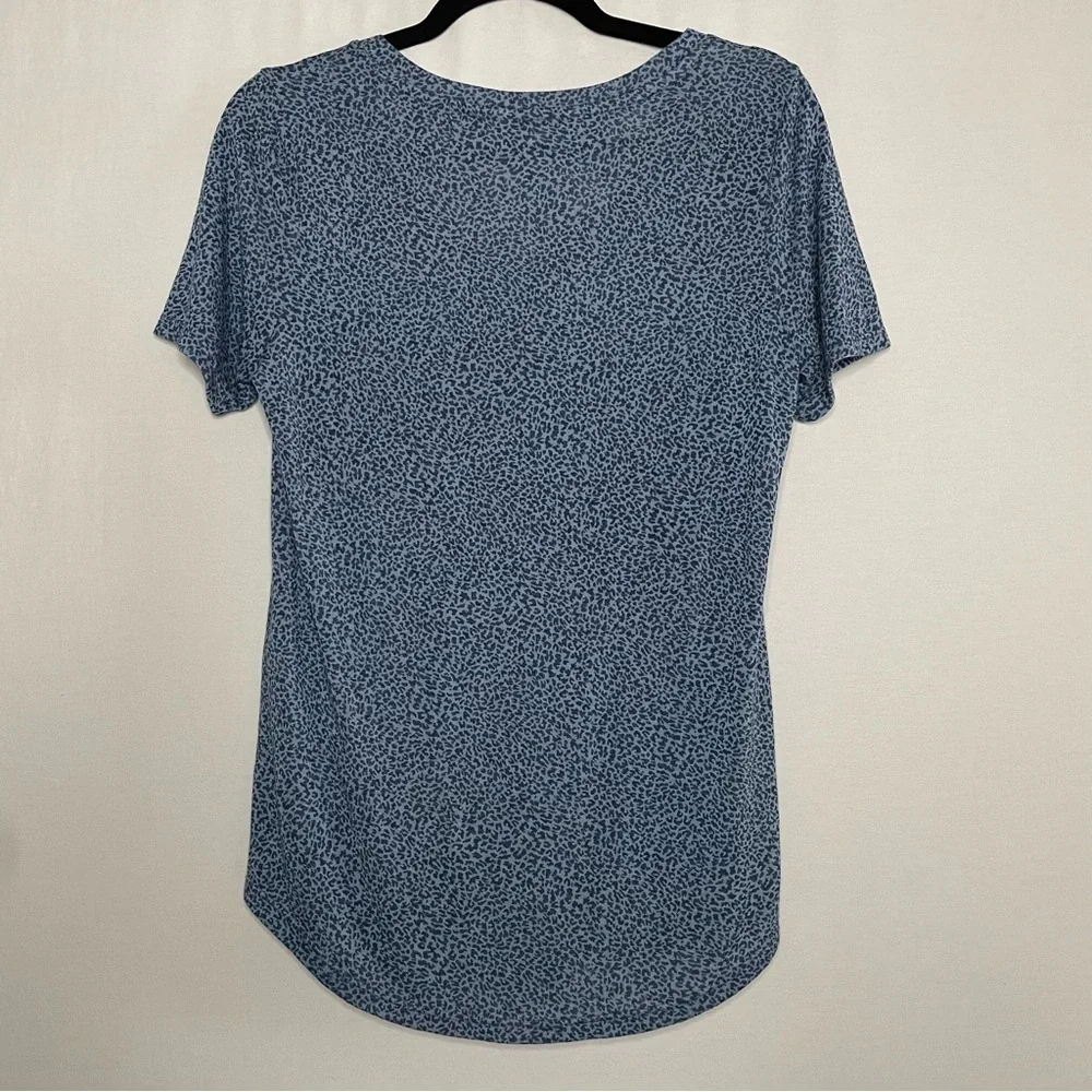 Athleta Soft Modal Blend Breezy Scoop V Tee in Blue Leopard - Picture 7 of 13